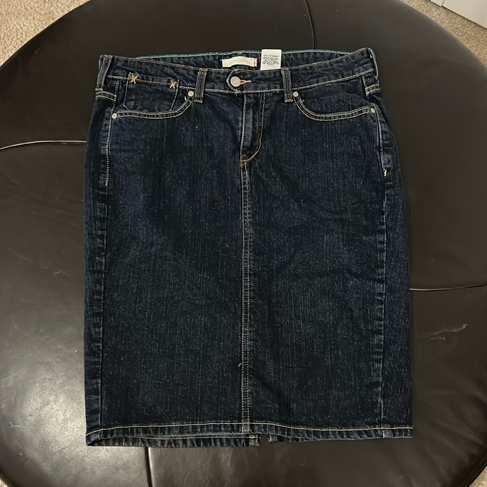 Levi’s Denim Jean Skirt